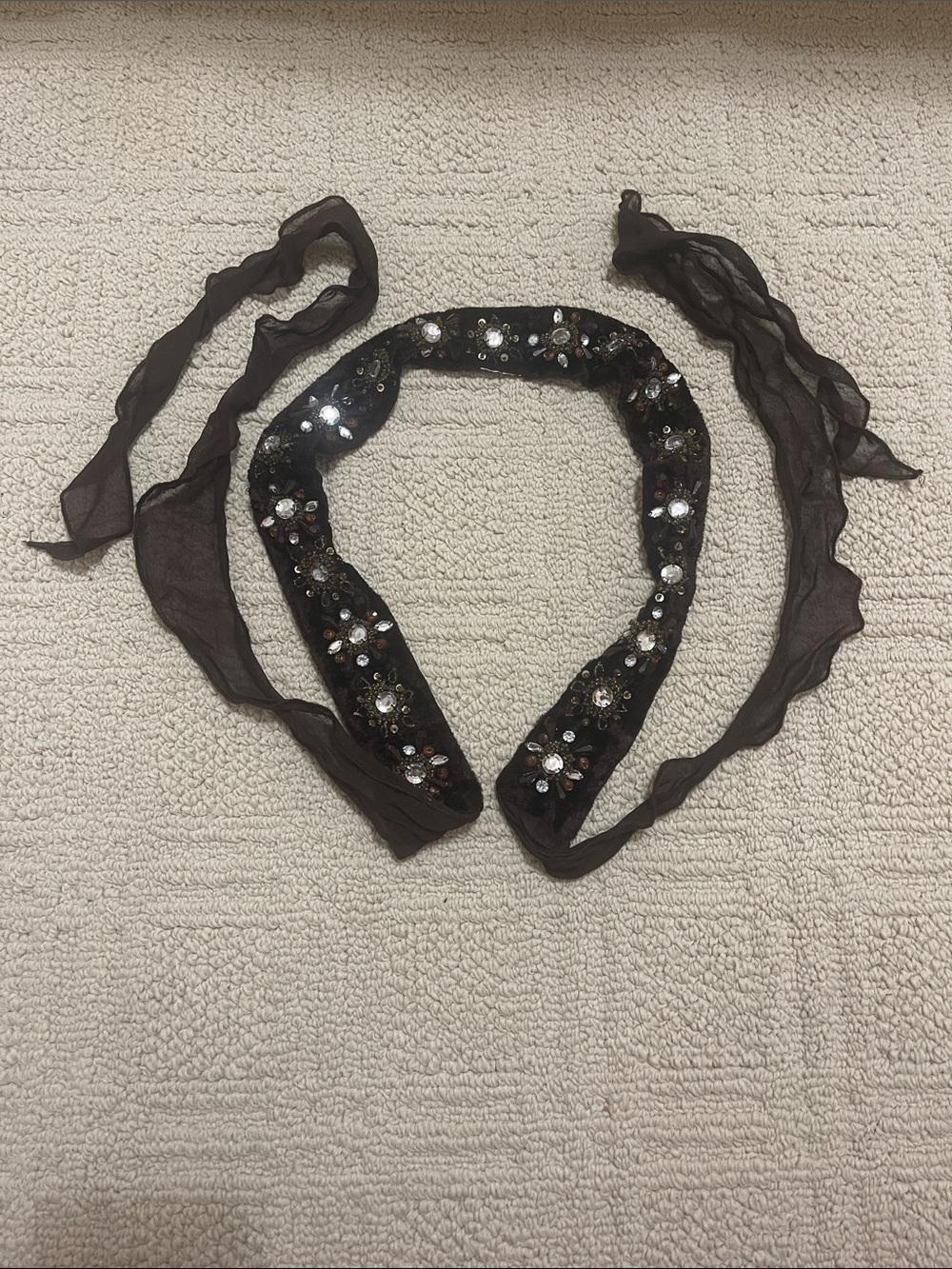 Fabric belt with gems excellent condition